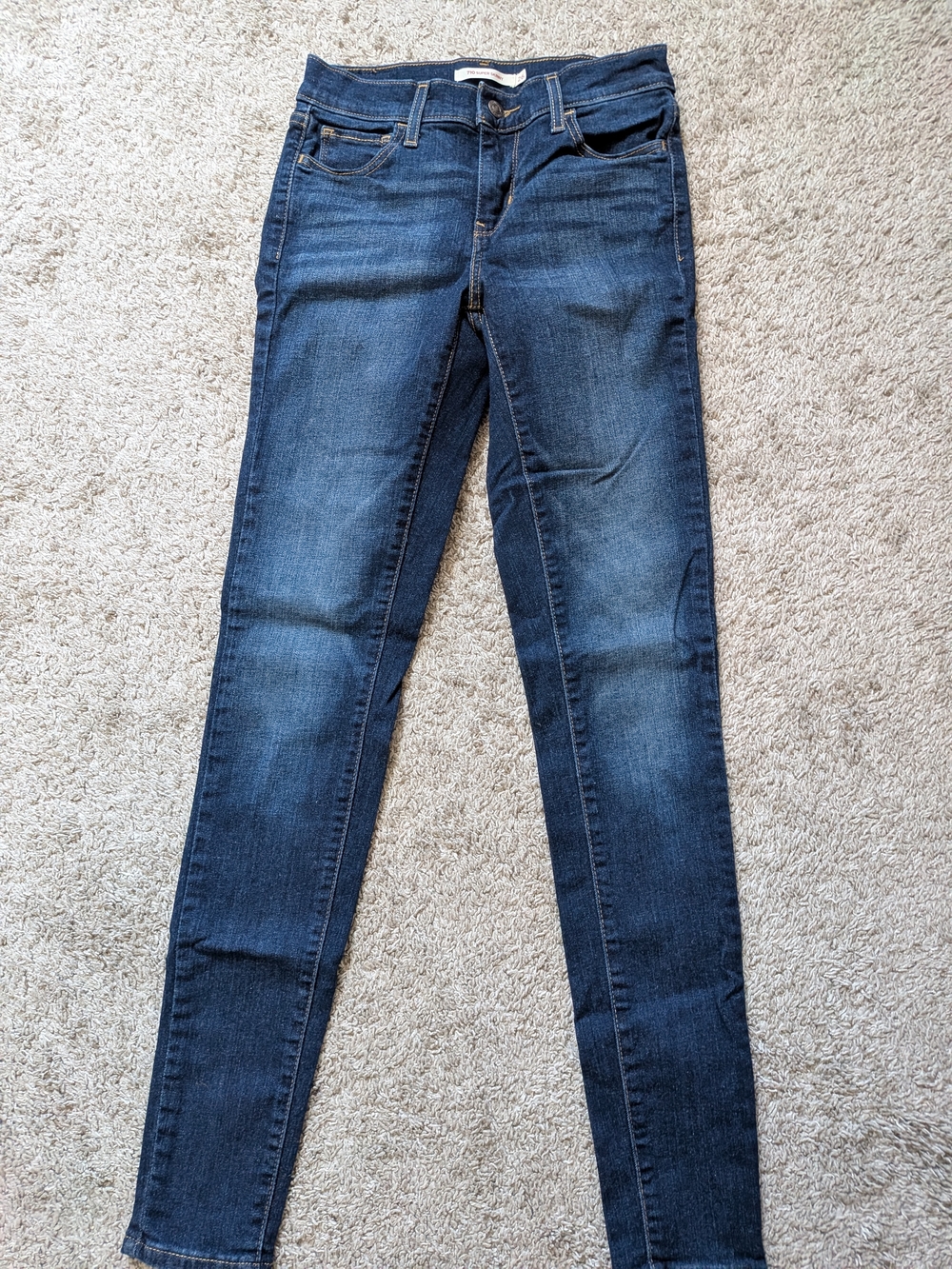 Levi’s 710 Super Skinny Jeans Women’s Size 26 Dark Wash Stretch Denim